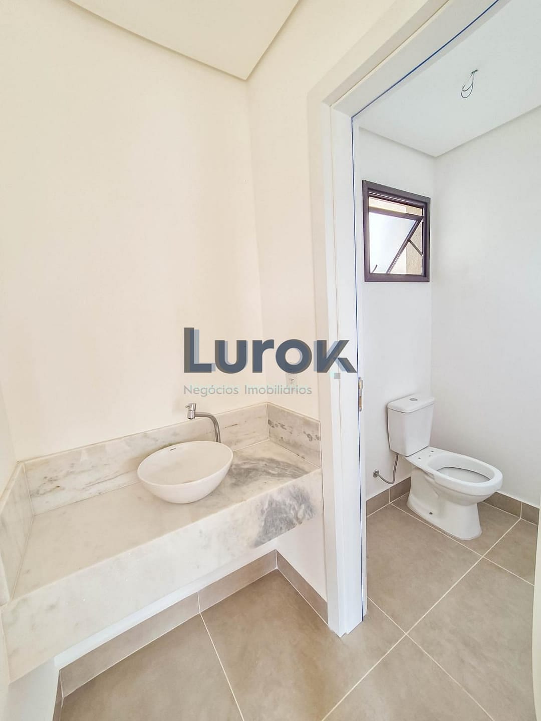 Casa à venda com 3 quartos, 121m² - Foto 7
