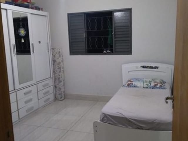 Casa com 125m² 2 quartos e 1 banheiro, à venda, no bairro Alto São Pedro em Taubaté