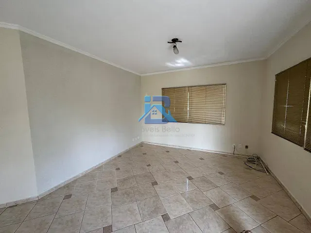 Casa com 574m² 4 quartos e 3 banheiros, para alugar, no bairro Terras de Santa Cruz em Itatiba
