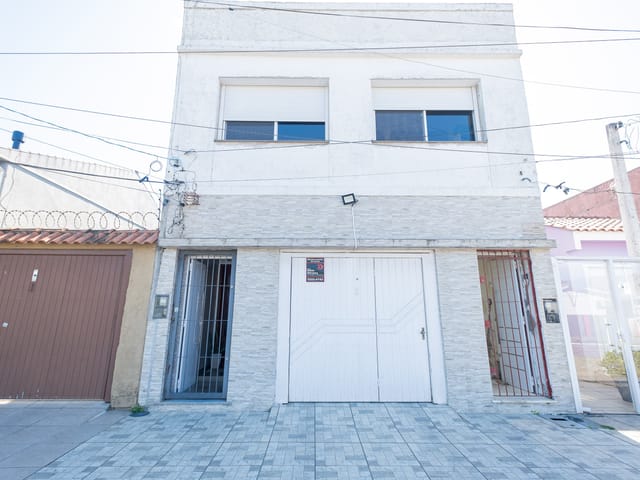 Casa com 154m² 3 quartos e 2 banheiros, à venda, no bairro Centro em Pelotas