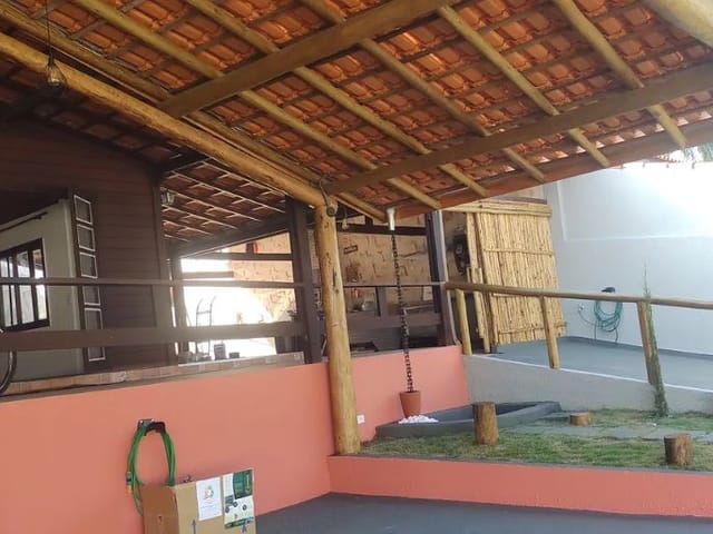 Casa com 387m² 3 quartos e 2 banheiros, à venda, no bairro Urbanova em São José dos Campos