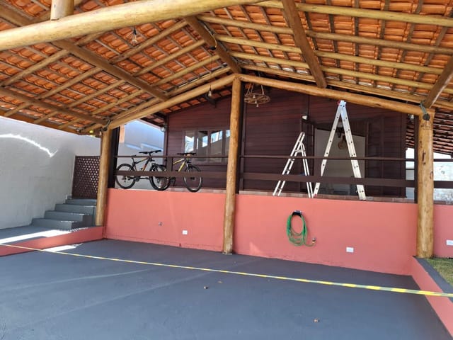 Casa com 387m² 3 quartos e 2 banheiros, à venda, no bairro Urbanova em São José dos Campos