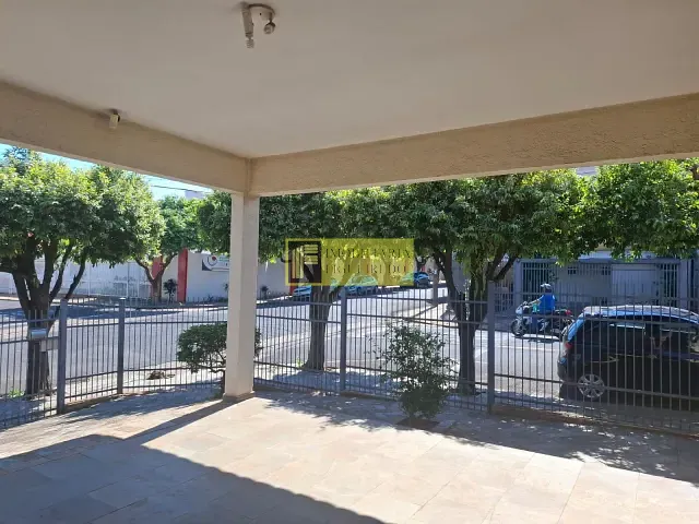 Casa 3 quartos e 3 banheiros, para alugar, no bairro Vila Nossa Senhora da Paz em São José do Rio Preto
