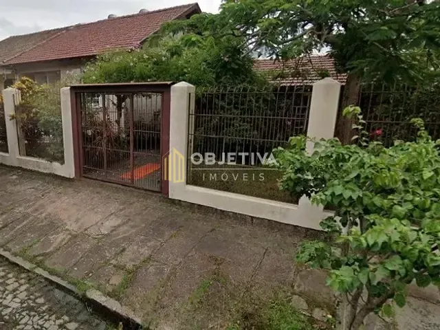 Casa 3 quartos e 2 banheiros, à venda, no bairro Passo da Areia em Porto Alegre