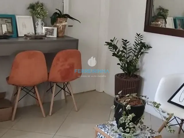 Casa com 252m² 4 quartos e 2 banheiros, à venda ou para alugar, no bairro Urbanova em São José dos Campos