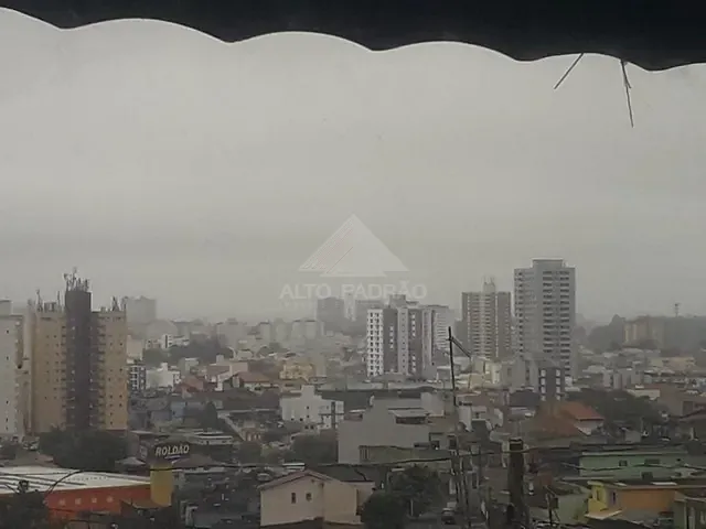 Casa com 300m² 2 quartos e 1 banheiro, à venda, no bairro Parque das Américas em Mauá