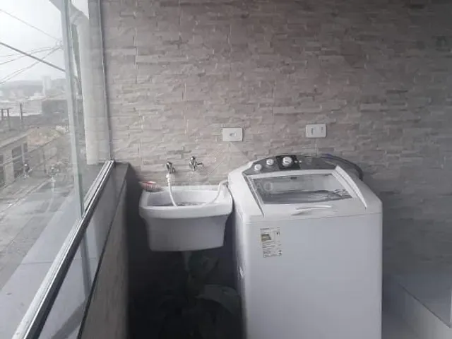 Casa com 300m² 2 quartos e 1 banheiro, à venda, no bairro Parque das Américas em Mauá