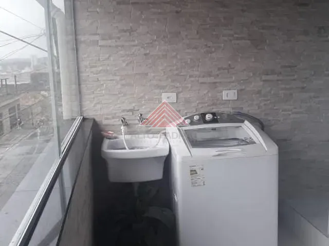 Casa com 300m² 2 quartos e 1 banheiro, à venda, no bairro Parque das Américas em Mauá