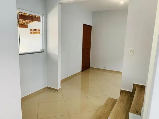 Casa 2 quartos e 2 banheiros, à venda, no bairro Jardim Gurilândia em Taubaté