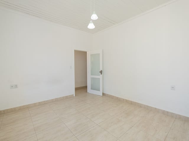 Casa com 600m² 3 quartos e 3 banheiros, à venda, no bairro Centro em Pelotas