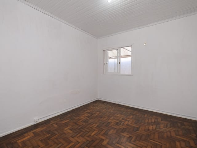 Casa com 600m² 3 quartos e 3 banheiros, à venda, no bairro Centro em Pelotas