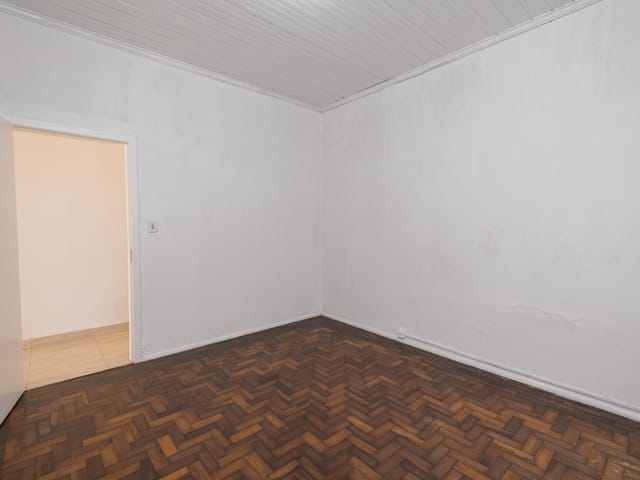 Casa com 600m² 3 quartos e 3 banheiros, à venda, no bairro Centro em Pelotas