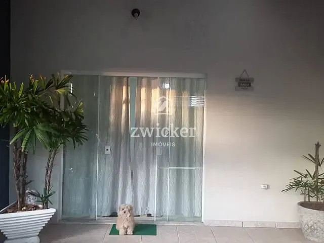 Casa com 182m² 3 quartos e 1 banheiro, à venda, no bairro Núcleo Residencial Edison Bastos Gasparini em Bauru