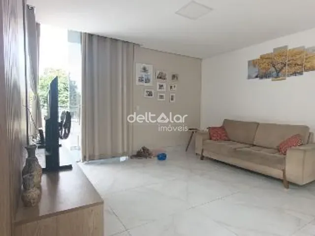 Casa com 180m² 3 quartos e 3 banheiros, à venda, no bairro Planalto em Belo Horizonte