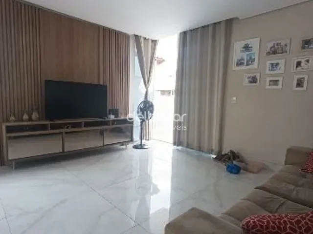 Casa com 180m² 3 quartos e 3 banheiros, à venda, no bairro Planalto em Belo Horizonte