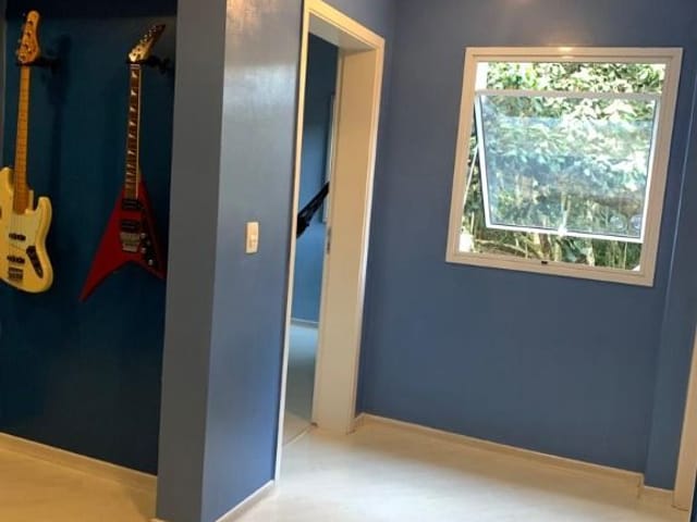 Casa com 1512m² 4 quartos e 6 banheiros, à venda, no bairro Paisagem Renoir em Cotia