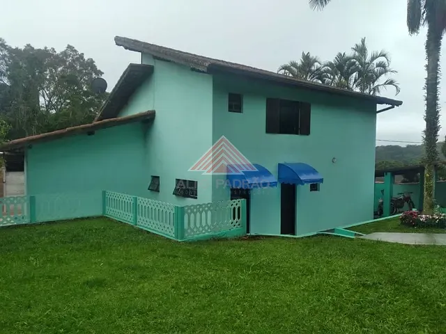 Casa com 700m² 3 quartos e 2 banheiros, à venda, no bairro Jardim Clube de Campo em Santo André