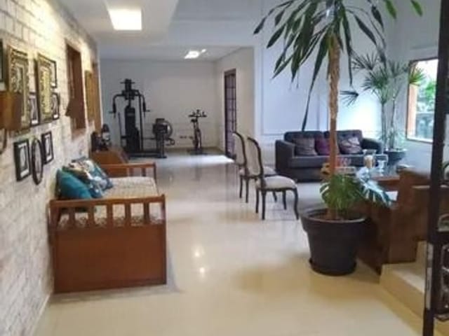 Casa com 1334m² 4 quartos e 2 banheiros, à venda, no bairro Jardim São João em Jandira