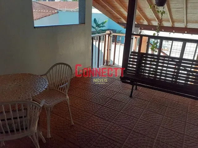 Casa com 381m² 3 quartos e 2 banheiros, à venda, no bairro Parque dos Lagos em Ribeirão Preto