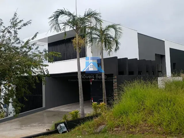 Casa com 455m² 2 quartos e 3 banheiros, à venda ou para alugar, no bairro Bairro Itapema em Itatiba