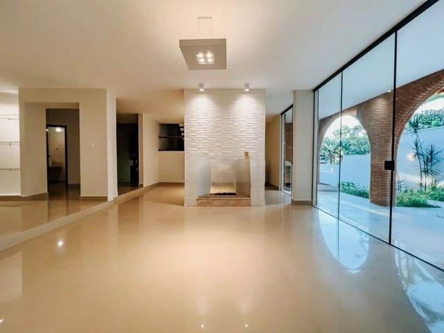 Casa com 540m² 3 quartos e 4 banheiros, à venda, no bairro Jardim das Colinas em São José dos Campos