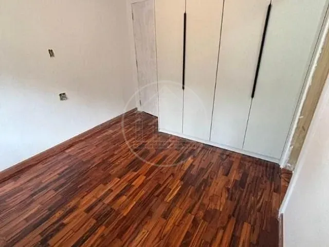 Casa com 600m² 4 quartos e 4 banheiros, à venda ou para alugar, no bairro Jardim Prudência em São Paulo