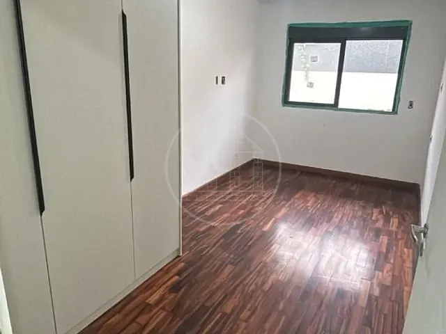 Casa com 600m² 4 quartos e 4 banheiros, à venda ou para alugar, no bairro Jardim Prudência em São Paulo
