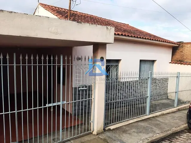 Casa 2 quartos e 1 banheiro, à venda, no bairro Vila Bela Vista em Itatiba