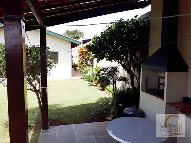 Casa com 480m² 3 quartos e 2 banheiros, à venda, no bairro Chácaras Fernão Dias em Atibaia