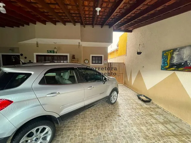 Casa com 250m² 4 quartos e 4 banheiros, à venda, no bairro Loteamento Villa Branca em Jacareí