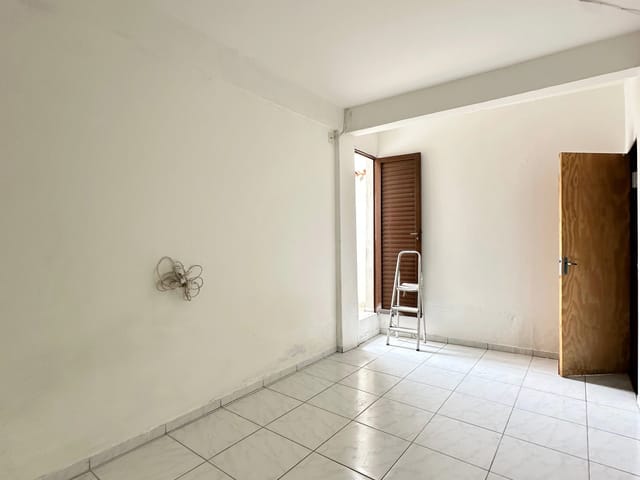 Foto do Casa - Casa com entrada coletiva para locação com 1 quarto e uma vaga de moto, Piratininga (Venda Nova), Belo Horizonte, MG | Deltalar Imóveis