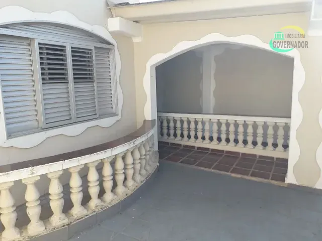Casa com 250m² 3 quartos e 1 banheiro, à venda, no bairro Jardim García em Campinas