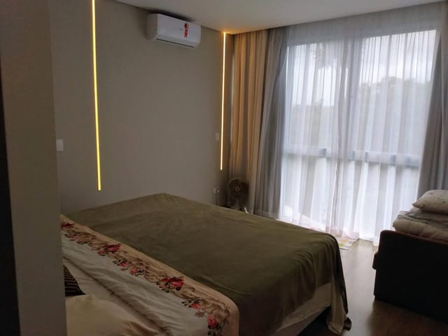 Casa com 564m² 3 quartos e 3 banheiros, à venda, no bairro Urbanova em São José dos Campos