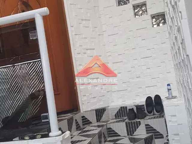 Casa com 140m² 3 quartos e 3 banheiros, à venda, no bairro Vila Monterrey em São José dos Campos