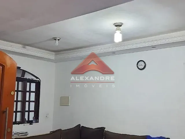 Casa com 140m² 3 quartos e 3 banheiros, à venda, no bairro Vila Monterrey em São José dos Campos