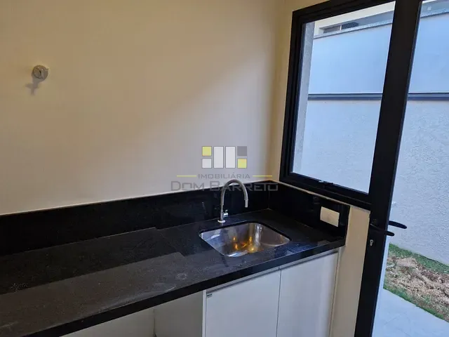 Casa 2 quartos e 1 banheiro, à venda, no bairro Parque Olívio Franceschini em Hortolândia