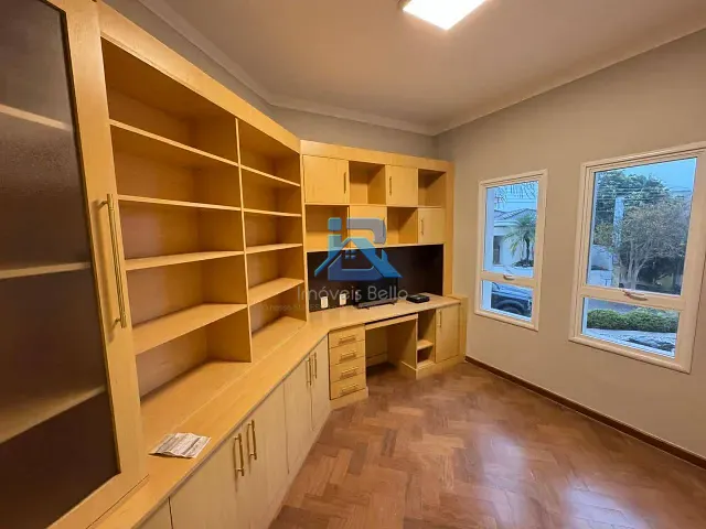 Casa 3 quartos e 5 banheiros, para alugar, no bairro Jardim Alto de Santa Cruz em Itatiba