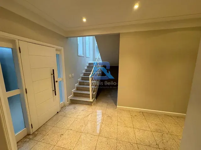 Casa 3 quartos e 5 banheiros, para alugar, no bairro Jardim Alto de Santa Cruz em Itatiba