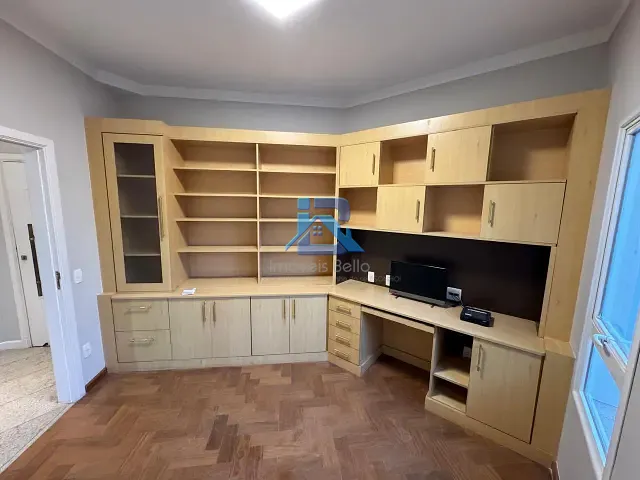 Casa 3 quartos e 5 banheiros, para alugar, no bairro Jardim Alto de Santa Cruz em Itatiba