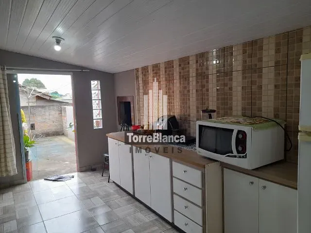 Casa com 276m² 3 quartos e 1 banheiro, à venda, no bairro Cará-Cará em Ponta Grossa