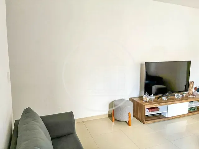Casa com 159m² 2 quartos e 1 banheiro, à venda, no bairro Jardim Guanabara em São Paulo