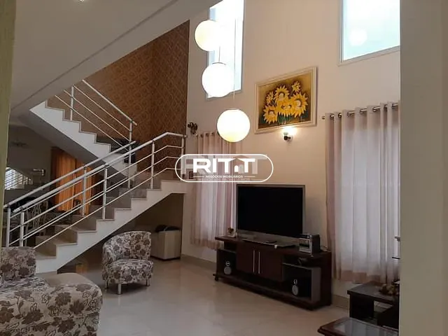 Sobrado com 360m² 3 quartos e 5 banheiros, à venda, no bairro Swiss Park em Campinas