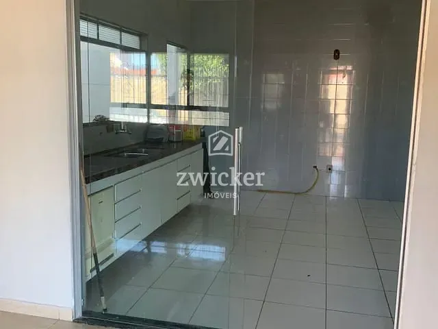 Casa com 500m² 3 quartos e 2 banheiros, à venda, no bairro Jardim Hojas em Bauru