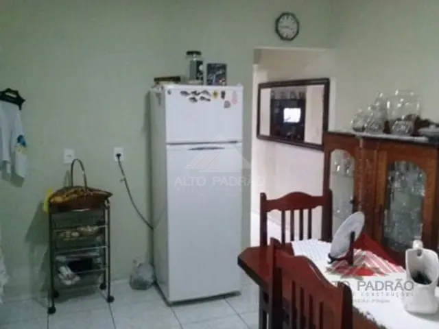Casa à venda, no bairro Jardim Ipê em Mauá