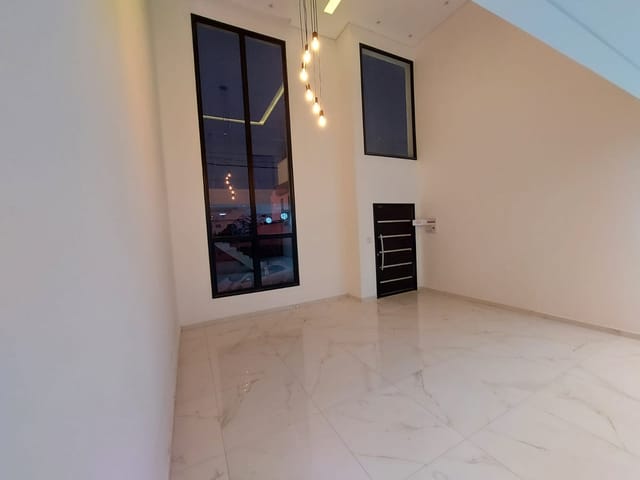 Casa com 300m² 3 quartos e 4 banheiros, à venda, no bairro Bairro do Grama em Caçapava