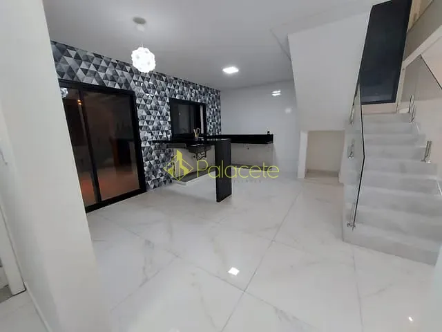 Casa com 300m² 3 quartos e 4 banheiros, à venda, no bairro Bairro do Grama em Caçapava
