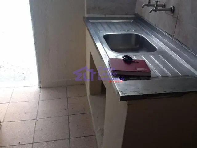 Casa com 200m² 1 quarto e 1 banheiro, à venda, no bairro Vila Fernandes em São Paulo