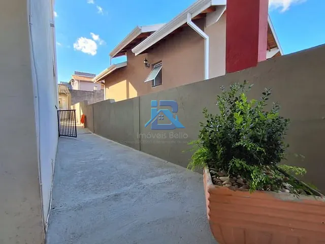 Casa 4 quartos e 2 banheiros, à venda, no bairro Loteamento Parque da Colina II em Itatiba