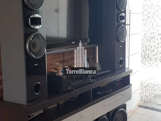 Casa com 70m² 2 quartos e 1 banheiro, à venda, no bairro Colônia Dona Luiza em Ponta Grossa