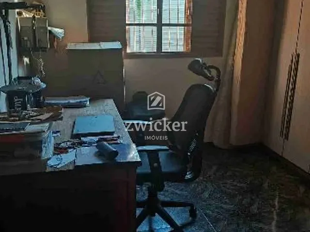 Casa com 308m² 5 quartos e 2 banheiros, à venda, no bairro Vila Rocha em Bauru
